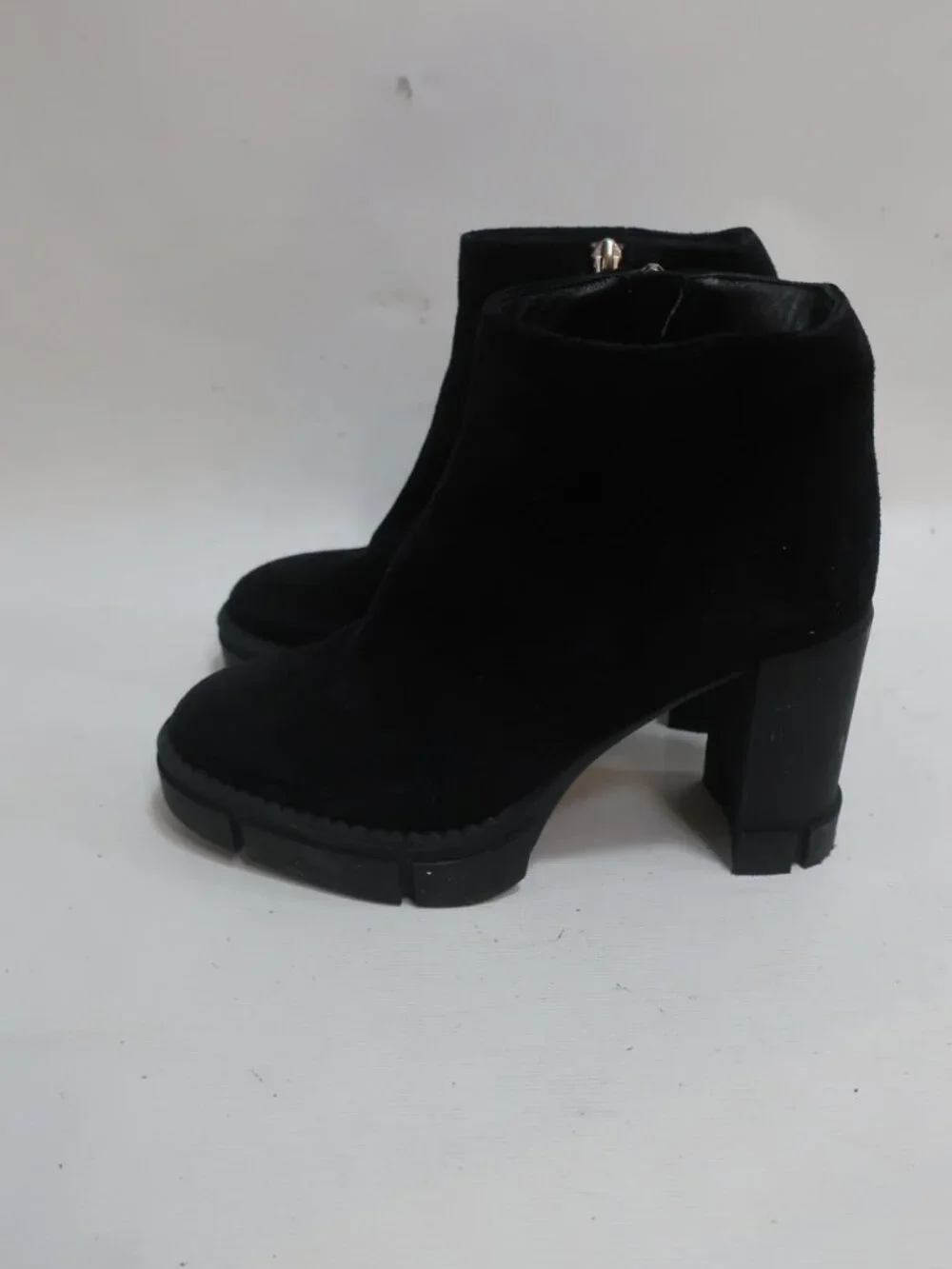 Women Aquatalia Black Suede Platform Lug Sole Ankle Zip Moto Booties 8